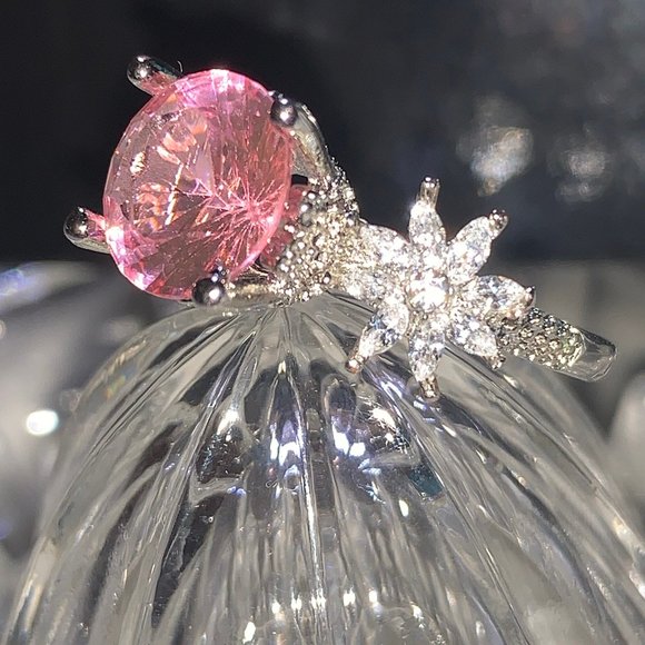 silver ring pink stone & cz flowers - Picture 3 of 10